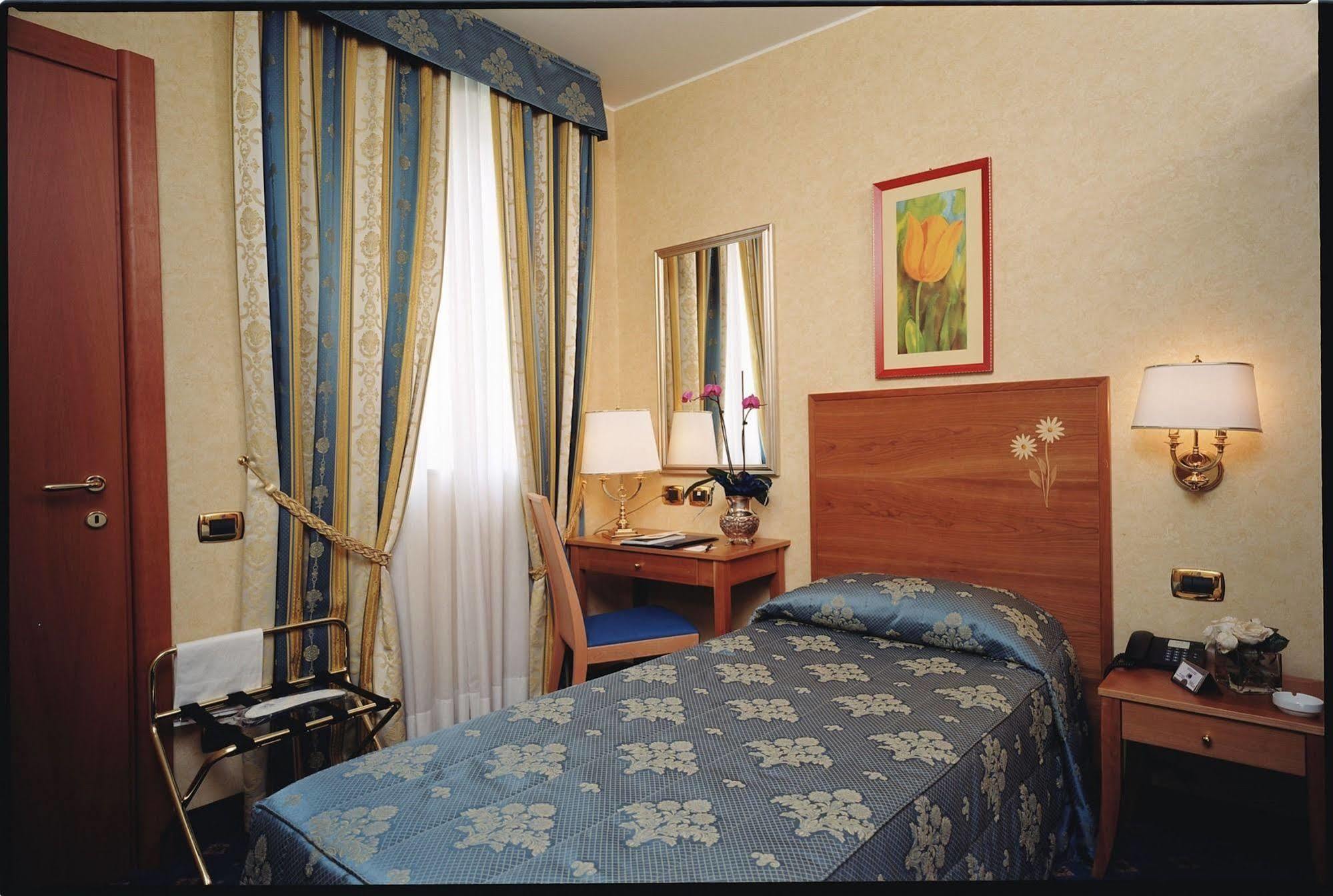 Hotel Dieci Milan Room photo